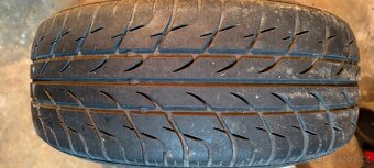 Prodám 4ks Alu kola Volkswagen 5x112 Pneu 205/55/16 - 3