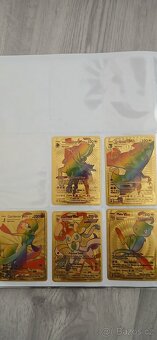 Pokemon karty v albu - 3