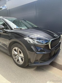 Škoda Enyaq IV80 154kw loft full asist top stav - 3