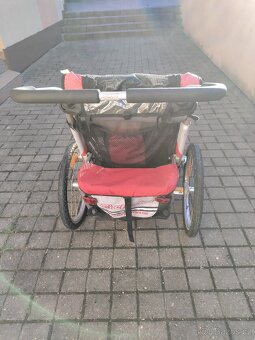 Kočárek Chariot - TOP - 3
