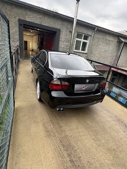 BMW - 3