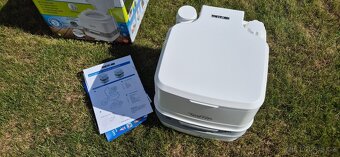 Přenosné WC Thetford Porta Potti Qube 335 HDK - 3