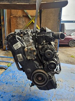 Motor Volvo V50 2010  2.0 TDI 100kw - 3