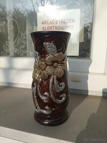 Malé hezké dekorativní vázy. - 3