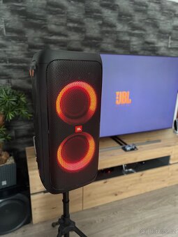 JBL Partybox 310 - 2x + stojany ( stav nového ) - 3