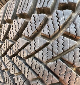 215/55 R17 98V XL zimní pneumatiky Bridgestone (0722) - 3