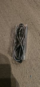 Sluchátka Samsung AKG - 3