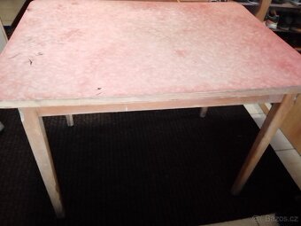 Stůl se šuplíkem - 3