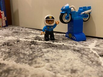 LEGO  DUPLO 10900 Policejní motorka - 3
