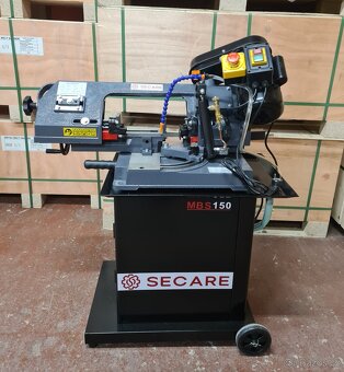 Pásová pila na kov s chlazením - 3