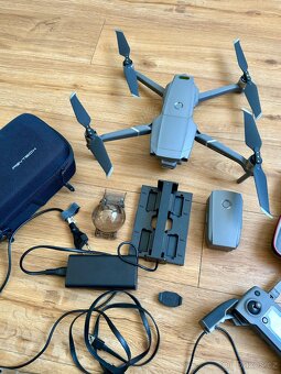 Dron DJI Mavic 2 Pro ve skvělém stavu - 3