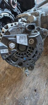 06F903023F Alternátor 140A - 3