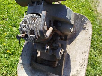 Prodej stabilní motor - 3