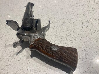 Historický revolver lefaux - 3