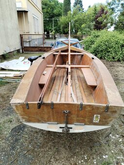 Dřevěná plachetnice VAURIEN s motorem - veterán - 3