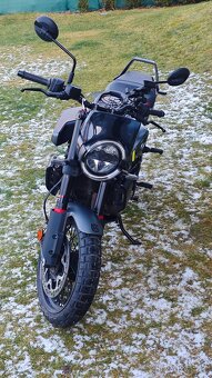 Prodám Husqvarna Svartpilen 401 model 2024 - 3