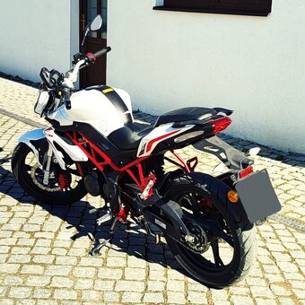BENELLI - BN 125 BÍLÁ - bazarový motocykl - 3