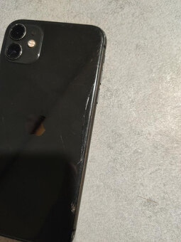 Apple iPhone 11 - 3