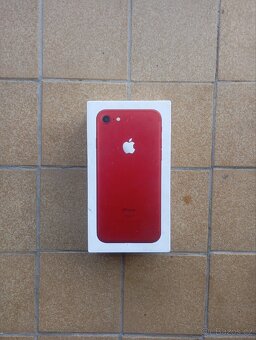 iPhone 7 červený - 3