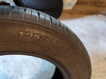 Pneu 195/65 R15 - 3