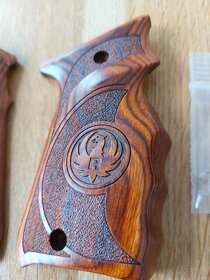 Střenky Ruger Mark III - 3
