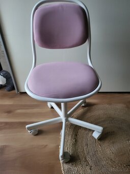 DĚTSKÁ OTOČNÁ ŽIDLE IKEA -BÍLO-RŮŽOVÁ-POHODLNÁ - 3
