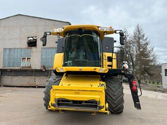 NEW HOLLAND CX8080 + žací lišta - 3