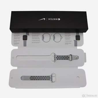 Apple Watch Series 7 Nike 45mm Aluminum Starlight (A2474) - 3