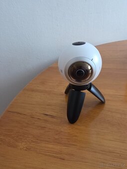Samsung Gear 360 - 3