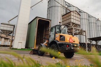 Kolový nakladač Case 221F – 1.488 Mth, 6.8t, Nová cena - 3