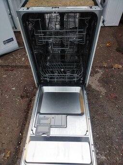 Prodám VESTAVNOU NEREZOVOU myčku zn. ELECTROLUX---DOVEZU-- - 3