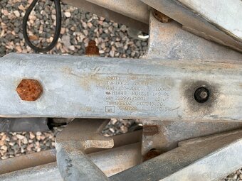 Přívěsný vozík bržděný - 3