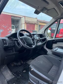 Citroen Jumper 2.2 plachta na 10 euro palet - 3