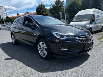 Opel Astra K kombi 2019, černá, 103.407 km - 3