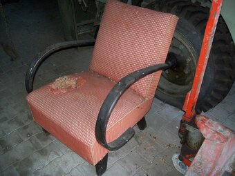 PRODÁM    DVĚ  stará   KŘESLA   z ohýbaného dřeva   :. - 3