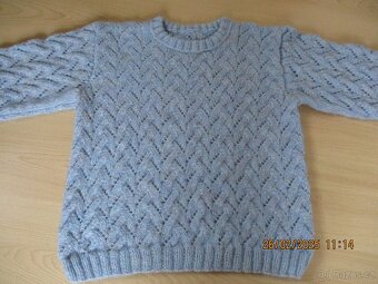 Nový ručně pletený dámský svetr - 3