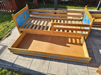 Prodám dětskou postel masiv modrá - 3