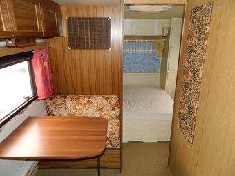 Dvouosý karavan Tabbert pro 7 osob - 3