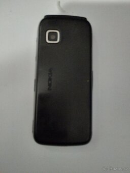 Nokia 5230 a další mobili - 3