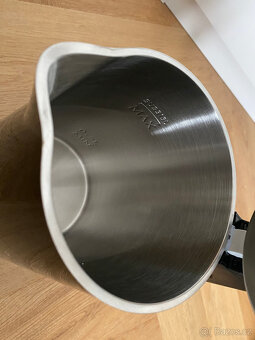 Rychlovarná konvice AENO EK7 wifi 1,7l - 3