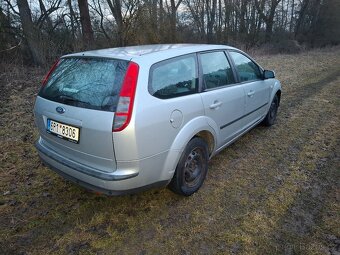 Ford focus 1,6i 85 kW 2006 - 3