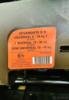 Britax Römer Autosedačka Advansafix IV R Wine Rose 2021 - 3