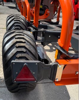 Vyvažecí vlek Vyvazecka MTM 10tun, Hydraulická ruka 6,6m - 3