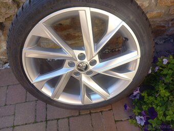 Š.Scala/Kamiq/S.Arona,VW Taigo -NOVÁ zimní Alu sada 205/45R1 - 3