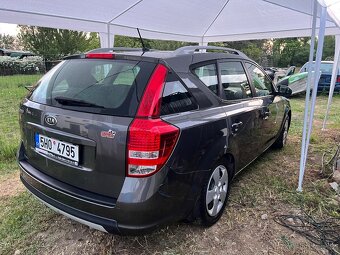 Kia Cee'd SW 2012 1.4 77 kW 1 majitel - 3