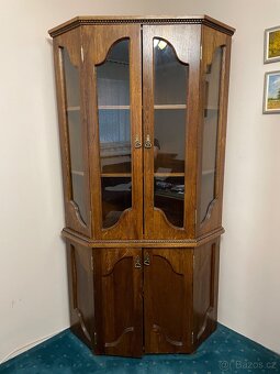Vitrína - 3