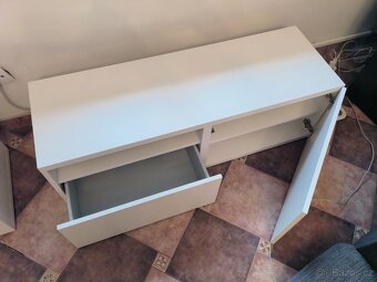 Skříňka IKEA pod TV - 3