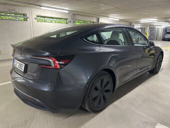 2024 Tesla Model 3 Long Range Dual Motor AWD Bílý interiér - 3