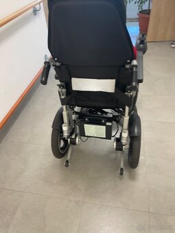 Invalidní elektrický vozík 6003B - 3