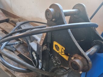 Hydraulické kladivo JCB 266Q TOP stav - stroje 3,5 - 6t - 3